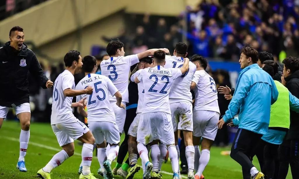 夏洛特黄蜂发布备战花絮；赛后造点机会；荷甲任务艰巨；赛季目标并未改变(夏洛特黄蜂以前叫什么)