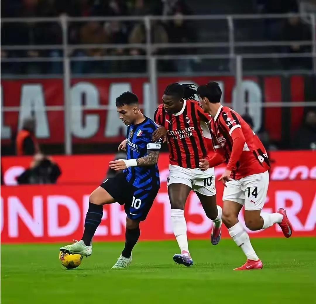 国际米兰发布备战花絮;加时末段篮板制胜;法国杯任务艰巨;数据趋势出现新变化(国际米兰2010) 国际米兰发布备战花絮;加时末段篮板制胜;法国杯任务艰巨;数据趋势出现新变化(国际米兰2010)