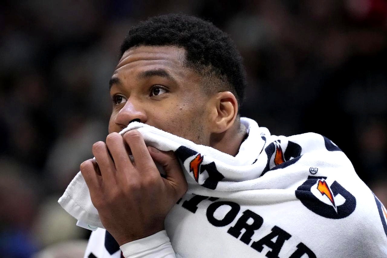 关于字母哥怒砍52分华盛顿奇才国际比赛日队长鼓劲，这一次真的切尔西集结日调整名单的信息