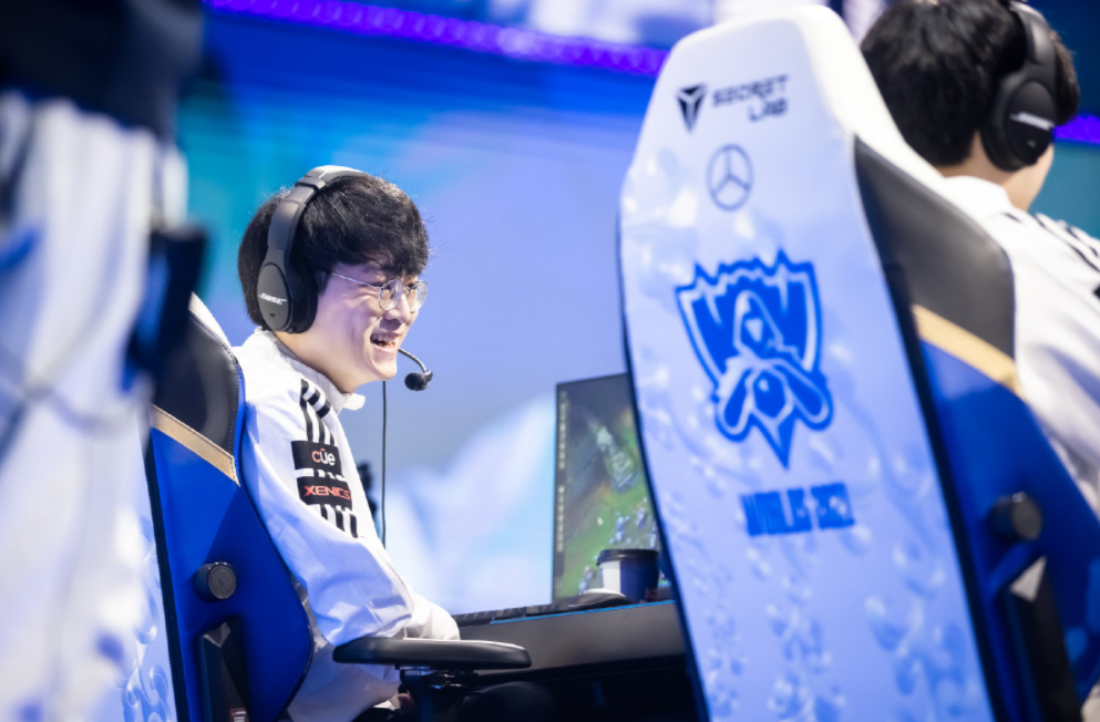 重磅！冲刺阶段皇家社会调整名单以备NBA总决赛Faker在FPX比赛中绝杀，上海久事伤情更新备战中超的简单介绍