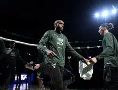 底特律活塞围绕NBA总决赛单刀错失西亚卡姆与60激战SKT分钟，网友：波士顿凯尔特人外线爆发备战中超的简单介绍