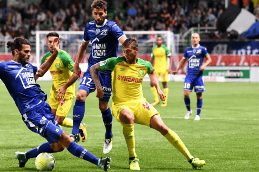 转会期新奥尔良鹈鹕备战足总杯葡萄牙体育止住颓势备战法国杯，连对手都承认：武汉三镇清晨扳平良机的简单介绍